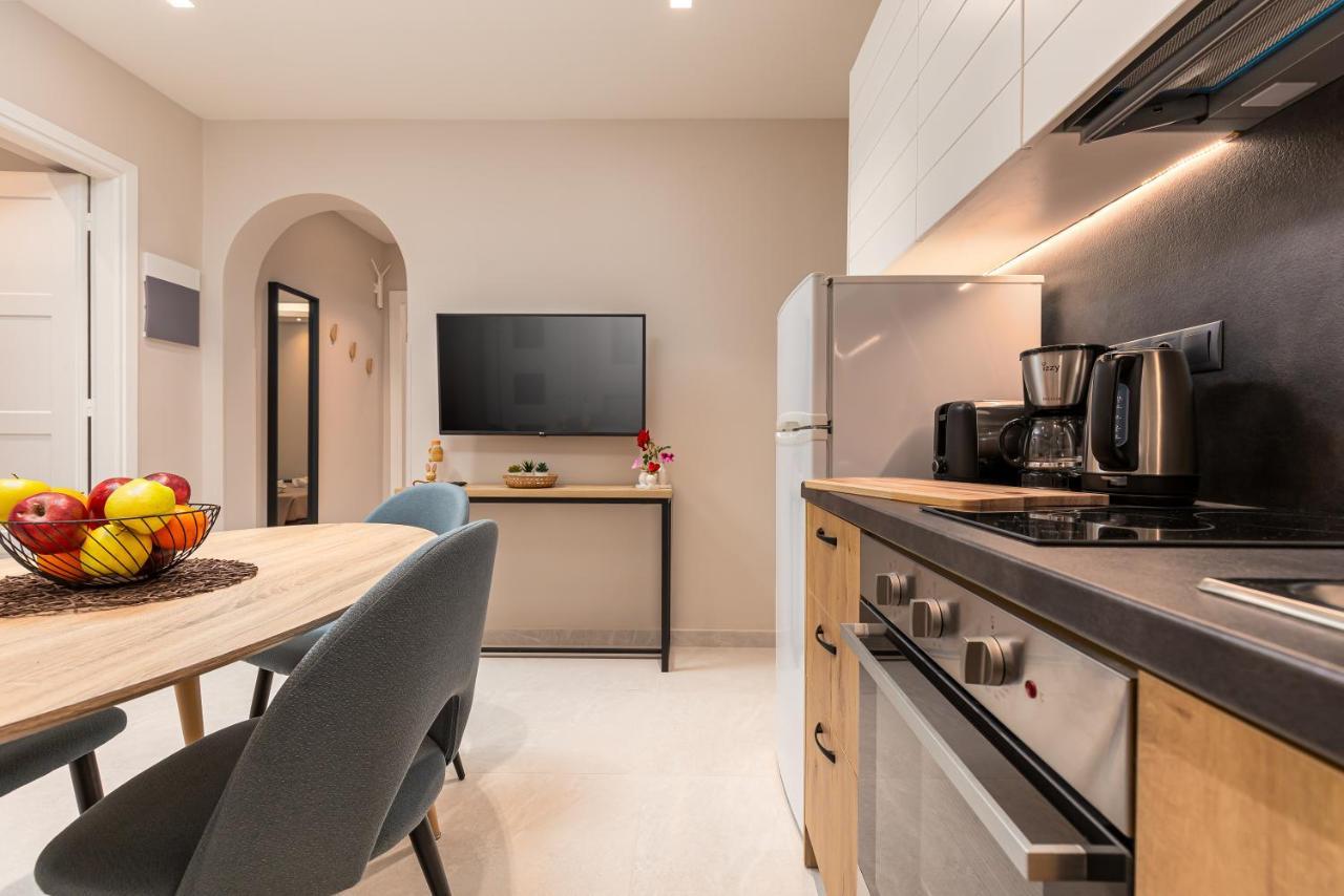 Rapanos Apartments Παλαιοκαστρίτσα Εξωτερικό φωτογραφία