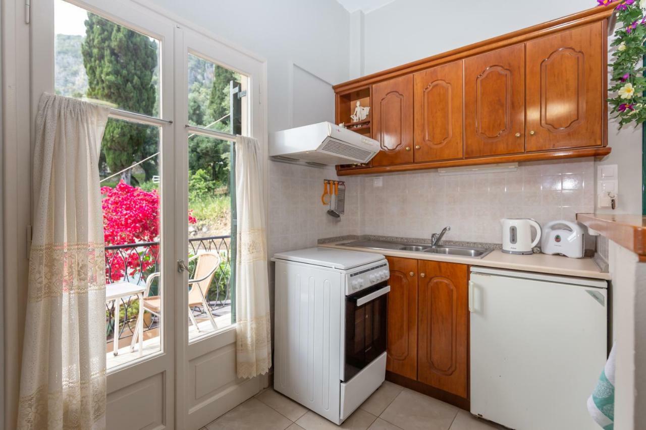 Rapanos Apartments Παλαιοκαστρίτσα Εξωτερικό φωτογραφία