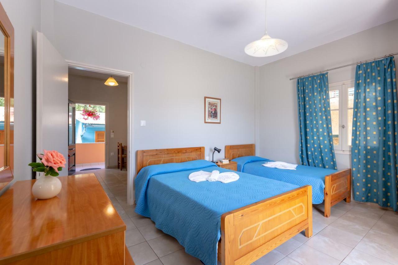 Rapanos Apartments Παλαιοκαστρίτσα Εξωτερικό φωτογραφία